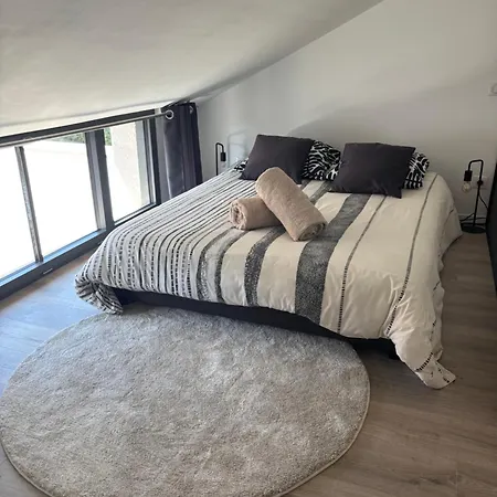 Avec Jacuzzi Et Piscine Sur Les Remparts Appartement *